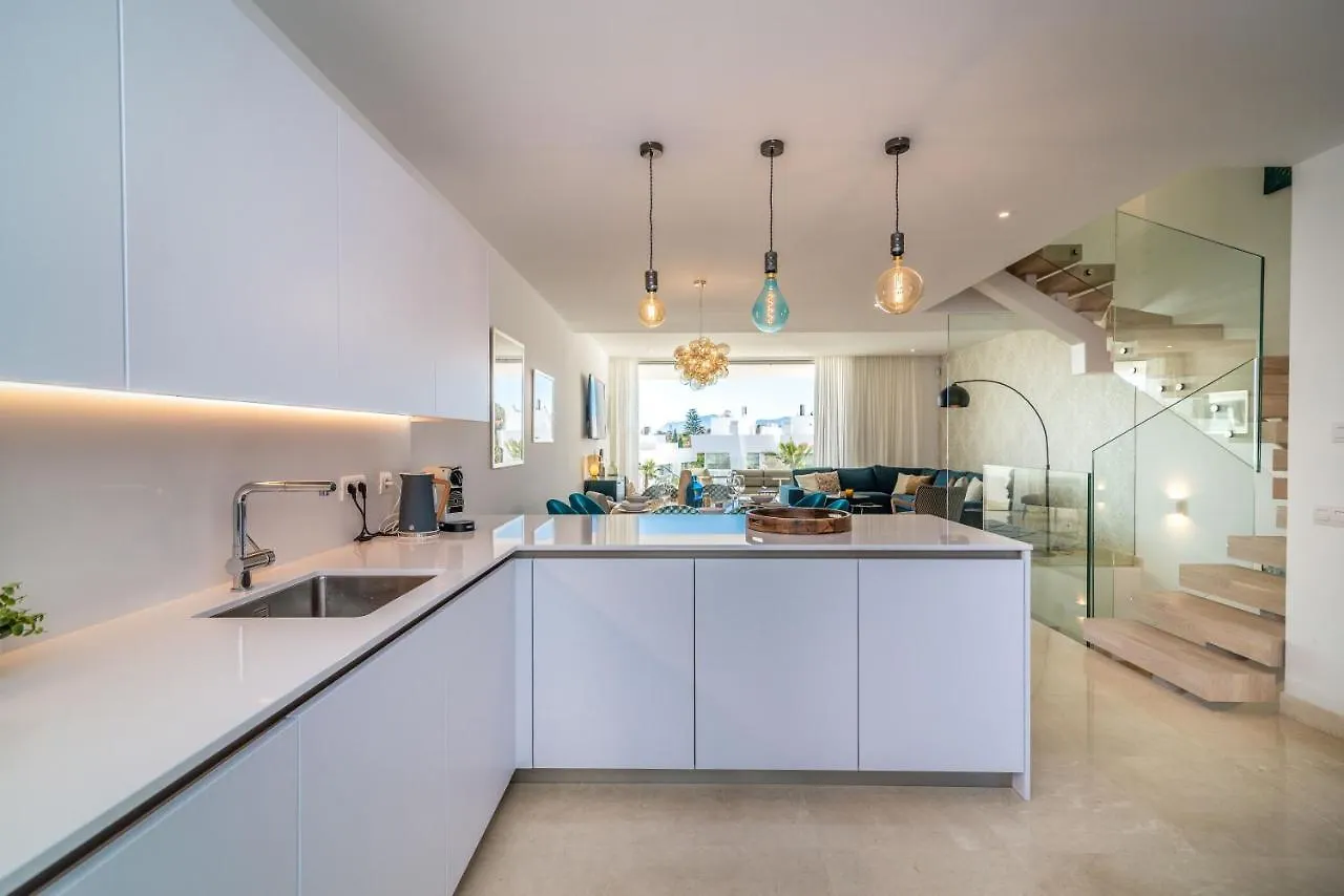 Vacation Marbella I Casa Isabel, Private Pool With Infinity Views, Bbq, New Built, Luxury Condo, Top Location 別荘